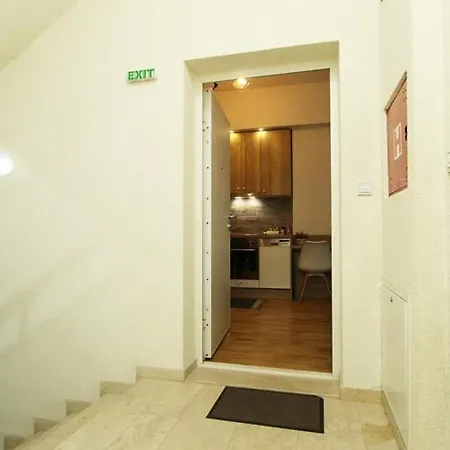 Apartment Memic Ii